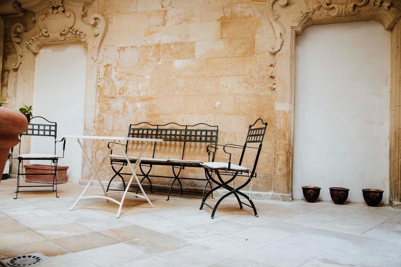 Dimora Santangelo Villa Lecce Exterior photo